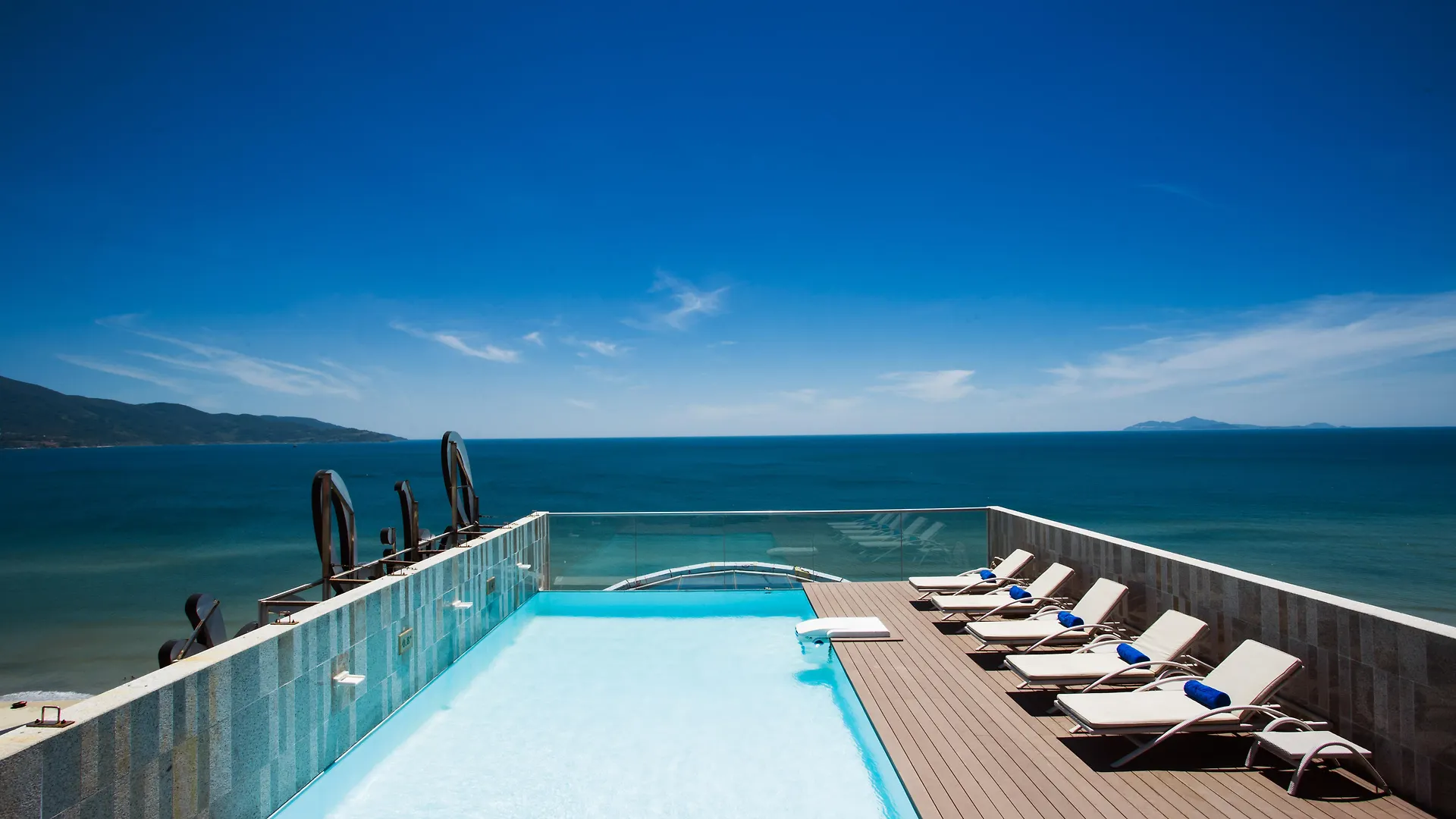 *****  Holiday Beach Hotel Danang Wietnam