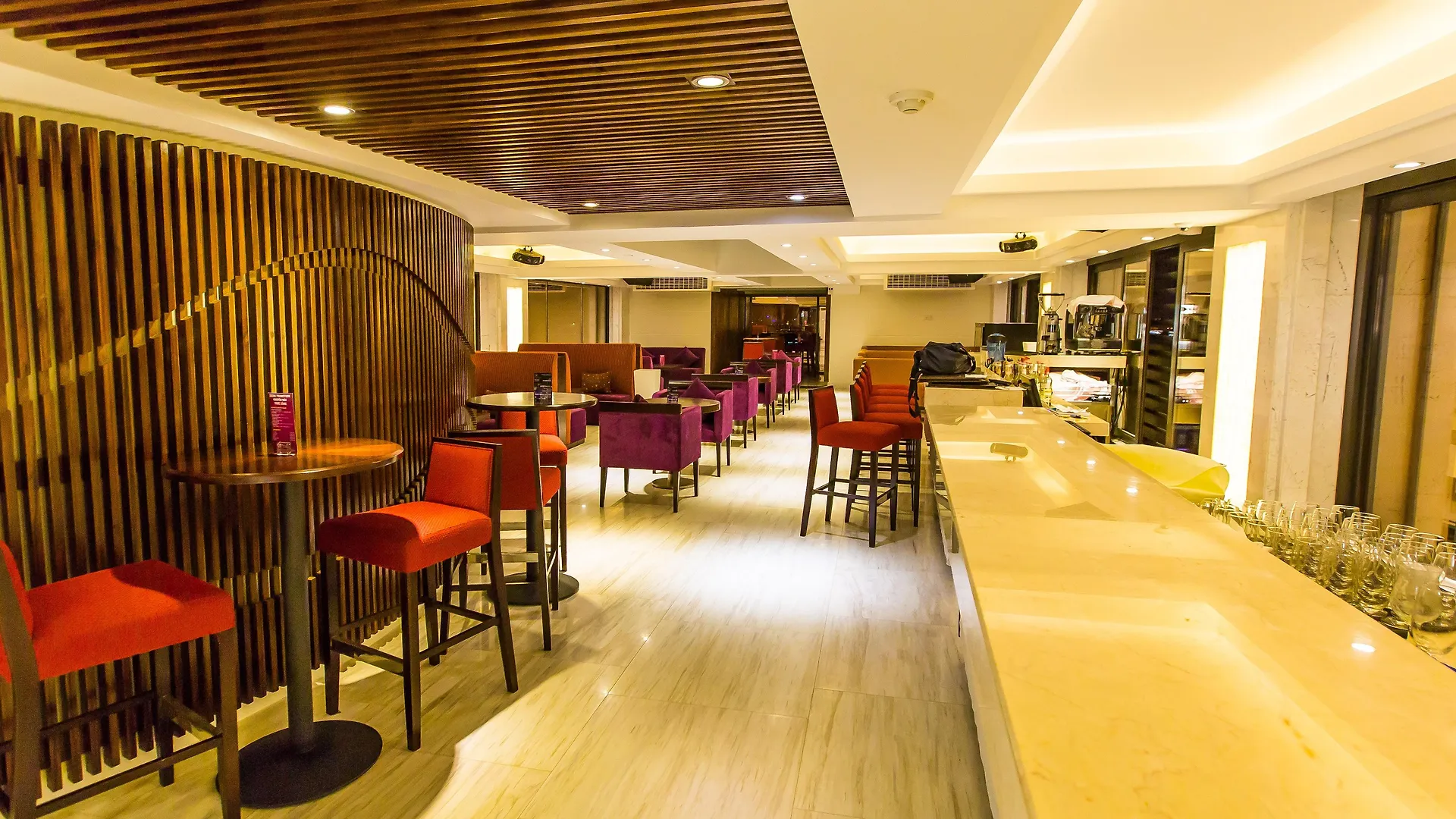 *****  Holiday Beach Hotel Danang Wietnam