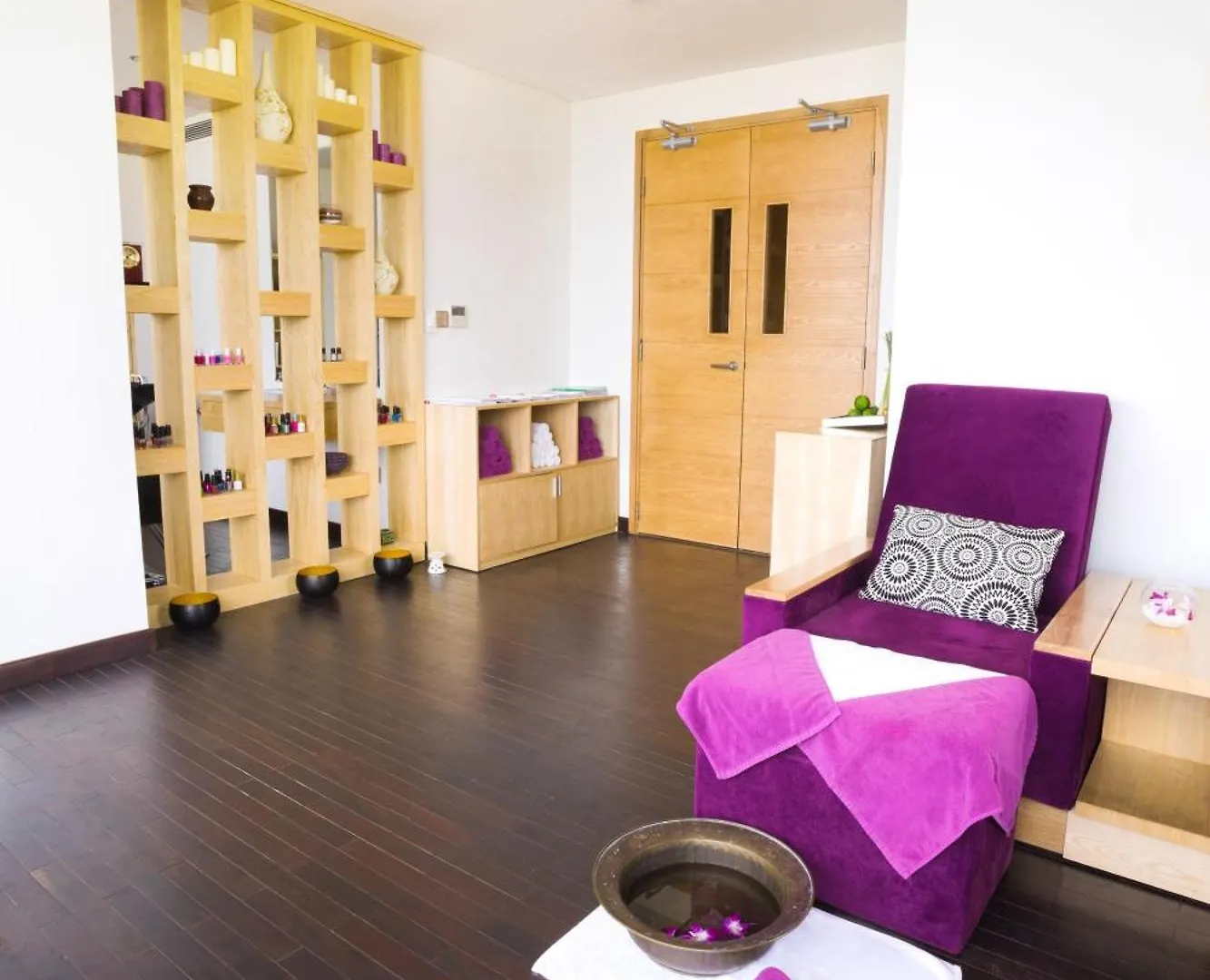 Holiday Beach Danang Hotel&Resort Hotel