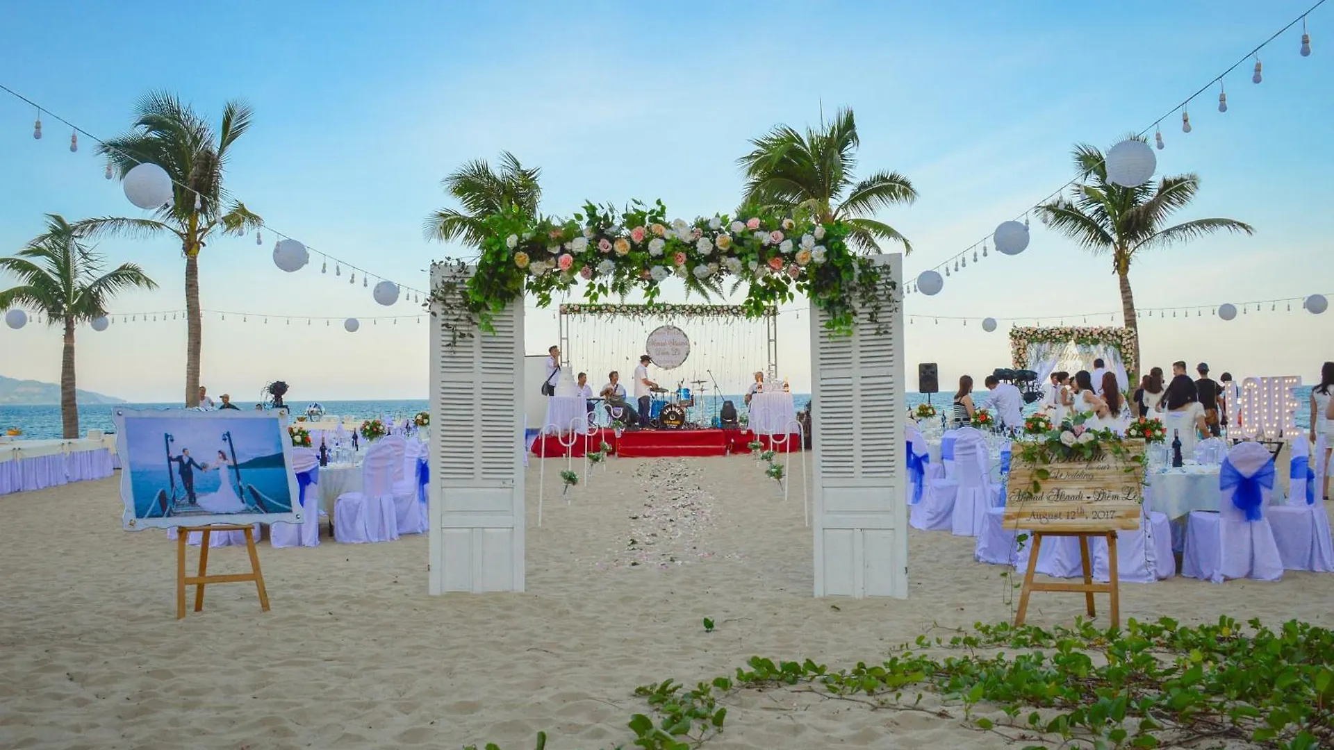 Holiday Beach Hotel Danang  Da Nang