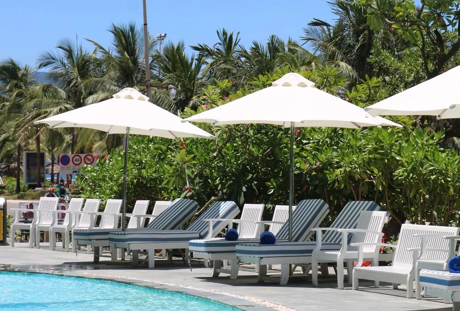 Holiday Beach Hotel Danang 5*, Da Nang Vietnam